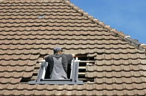 Pose de velux au Castéra